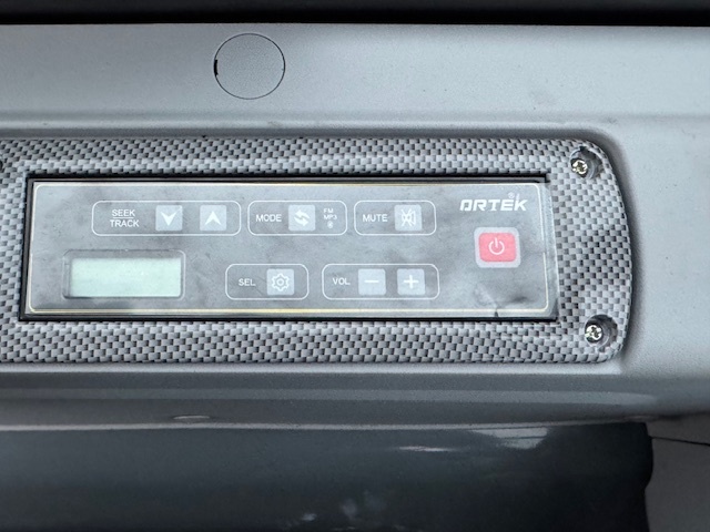 Pásový bagr Eurotrac HE20 - 11