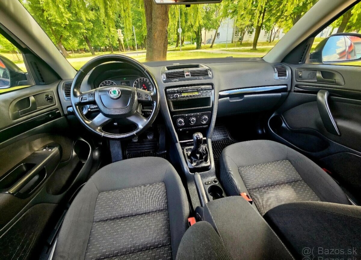 Škoda Octavia 2/1.6TDi 77kw/Common Rail/12/2011 - 11