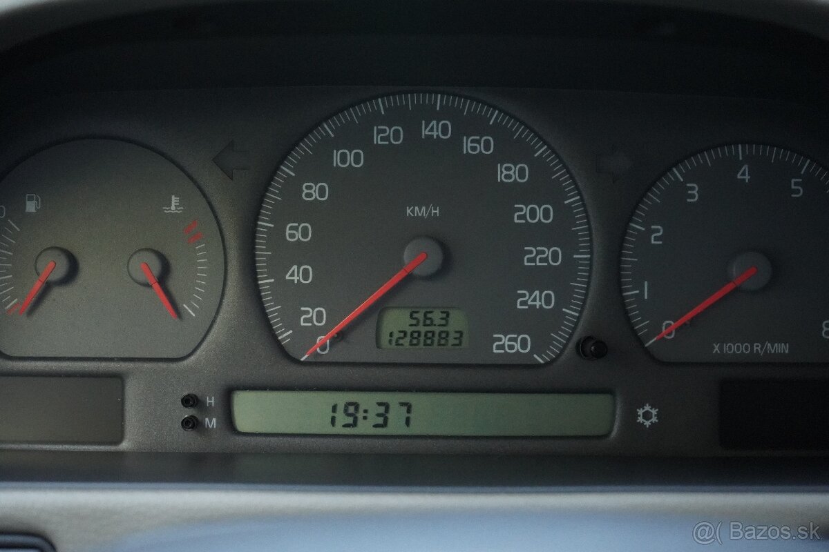 Volvo S70 2.0 I5 Classic - 128.000km - Diplomatická výbava - 11