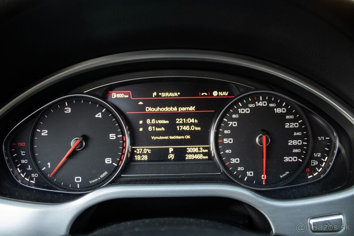 Audi A8 3.0 TDI Quattro Tiptronic / 184kW / 2012 - 11