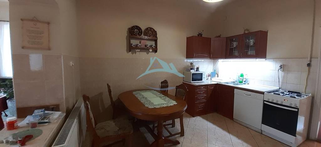 Rodinný dom s priestorom na podnikanie v Ballasagyarmat v Ma - 11