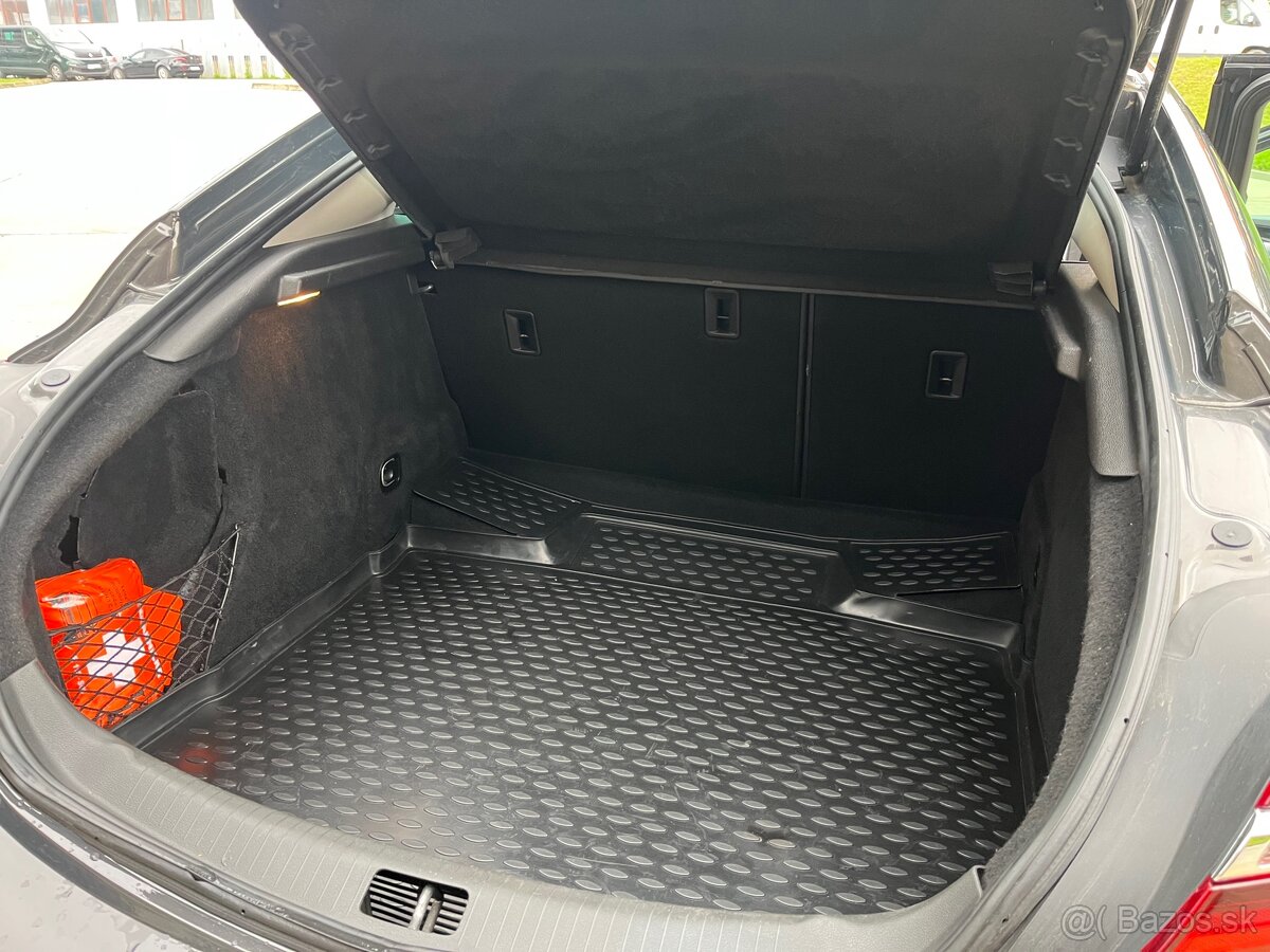 Opel Insignia Hatchback 2016 229 000 km 1.6 CDTi 100kw - 11