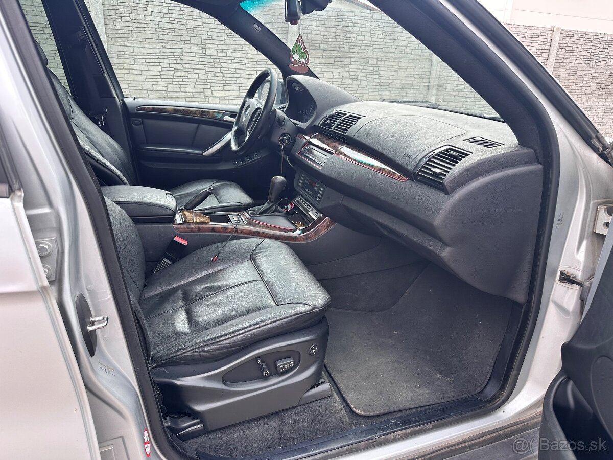 BMW x5 3,0tdi - 11