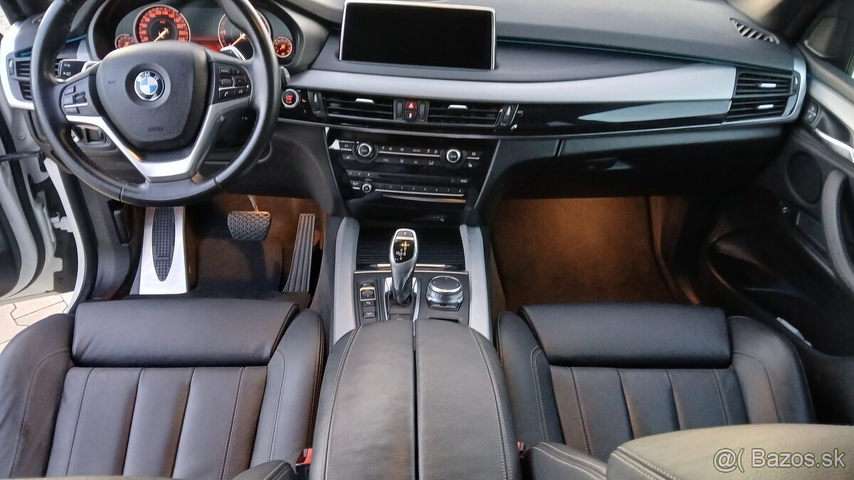 BMW X5 XDrive30d - 11