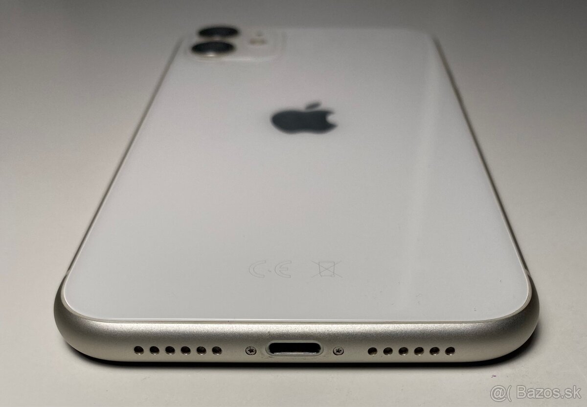 iPhone 11, batéria 84% - 11