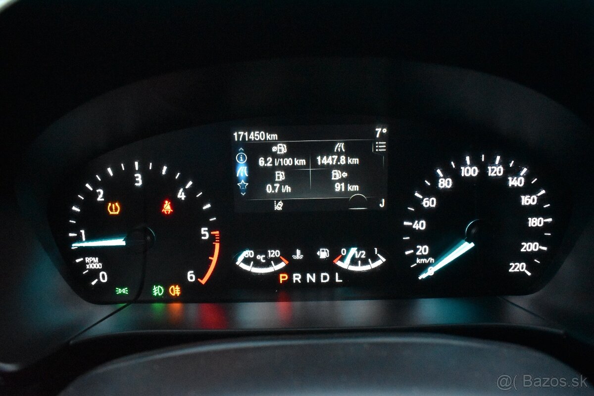 Ford Kuga 2.0 TDCi EcoBlue 190k Titanium A/T AWD - 11