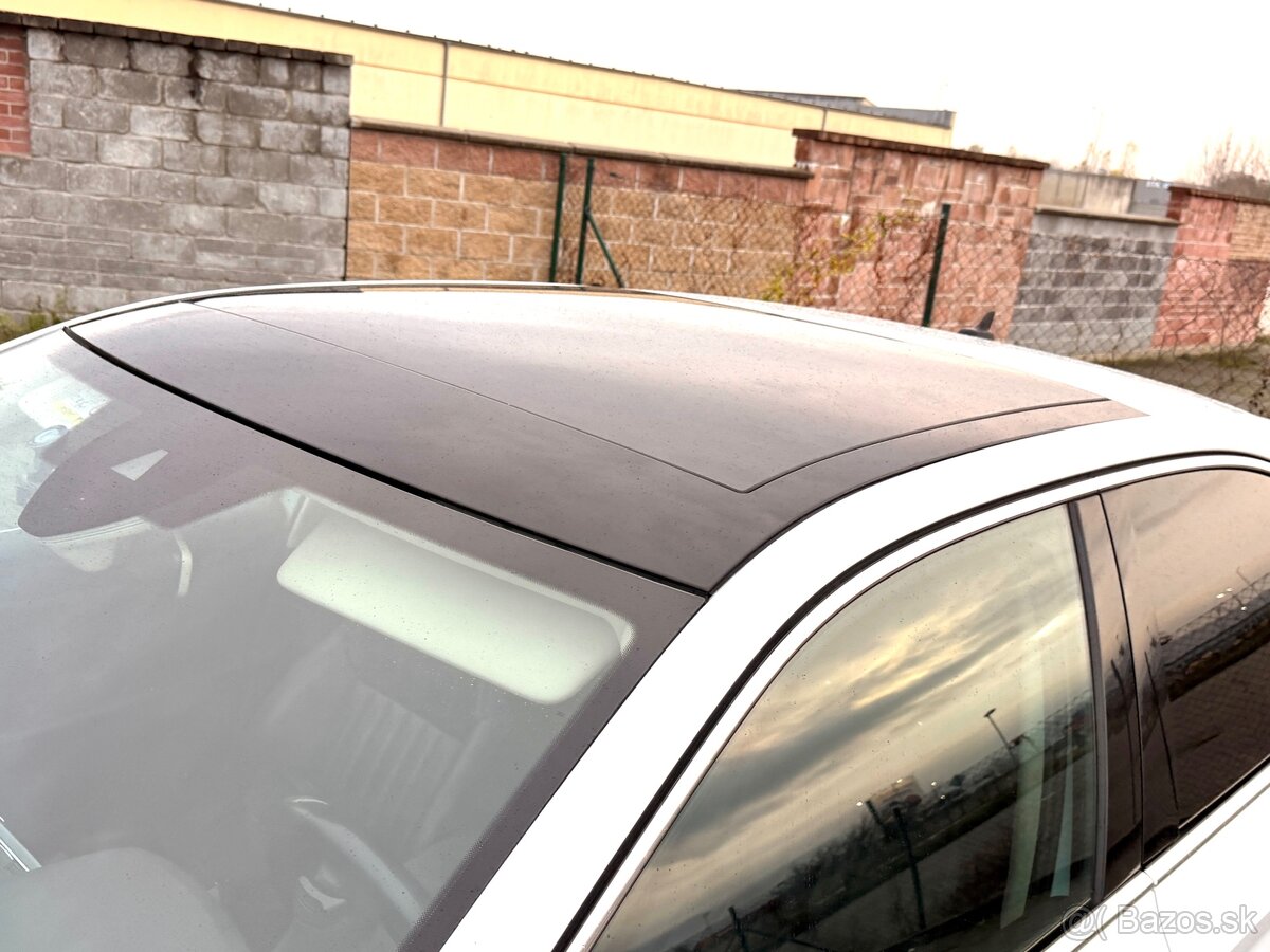 Škoda Superb 2.0TDI DSG 2015 Laurin & Klement - 11