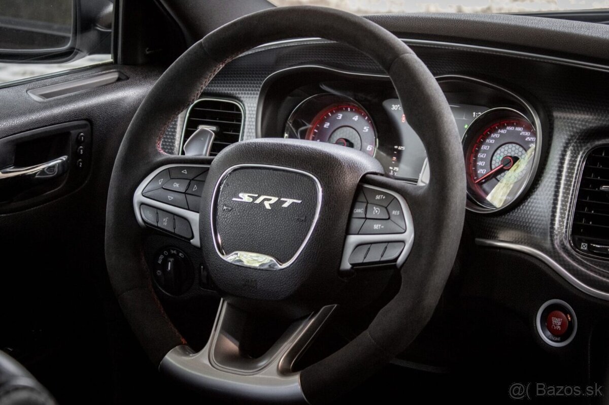 Dodge Charger SRT Hellcat 6.2L V8 - 11
