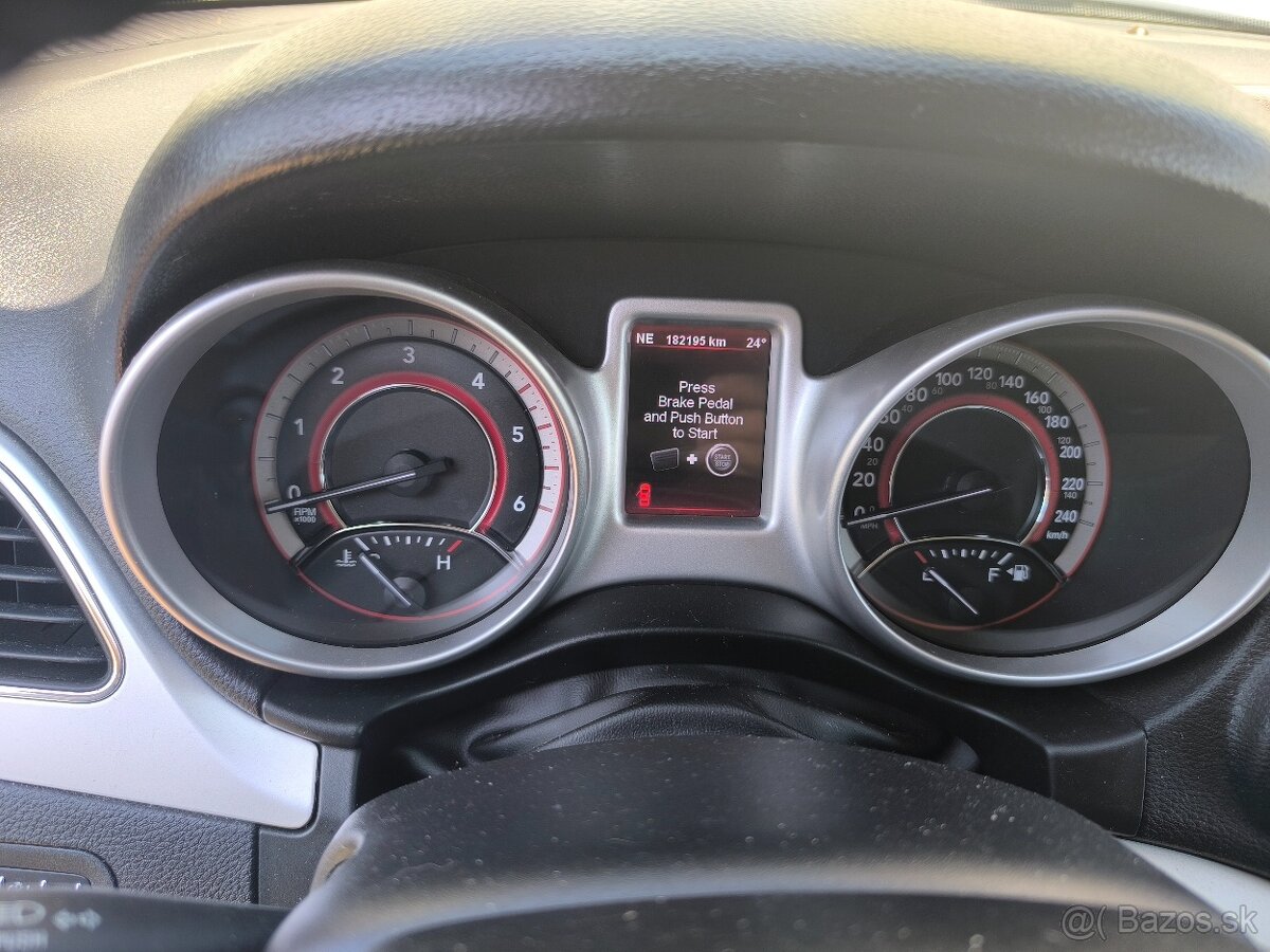 Predám Fiat Freemont - 11