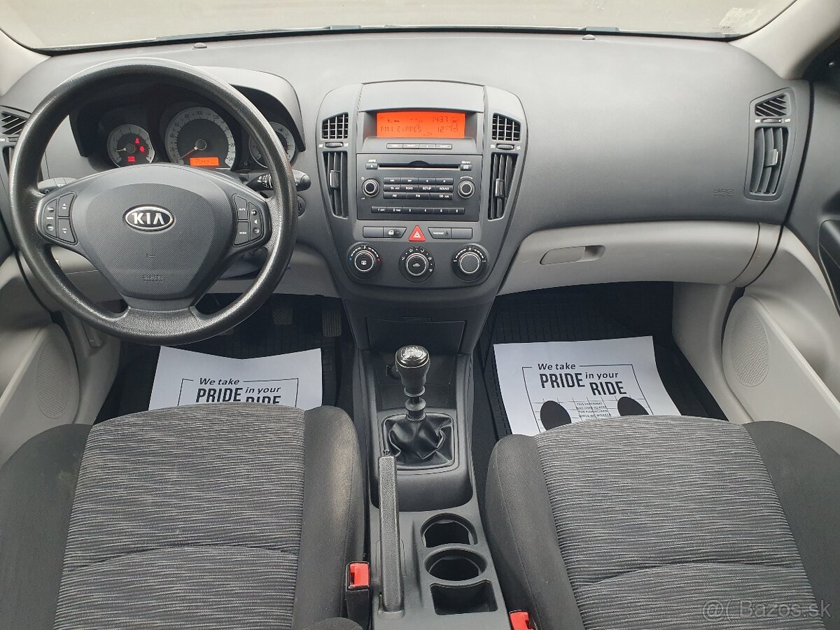 Kia Ceed 1.4 CVVT benzin 77kw - 11