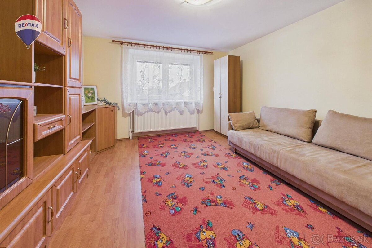 Rodinný dom s pohodlím, priestorom a potenciálom - 11