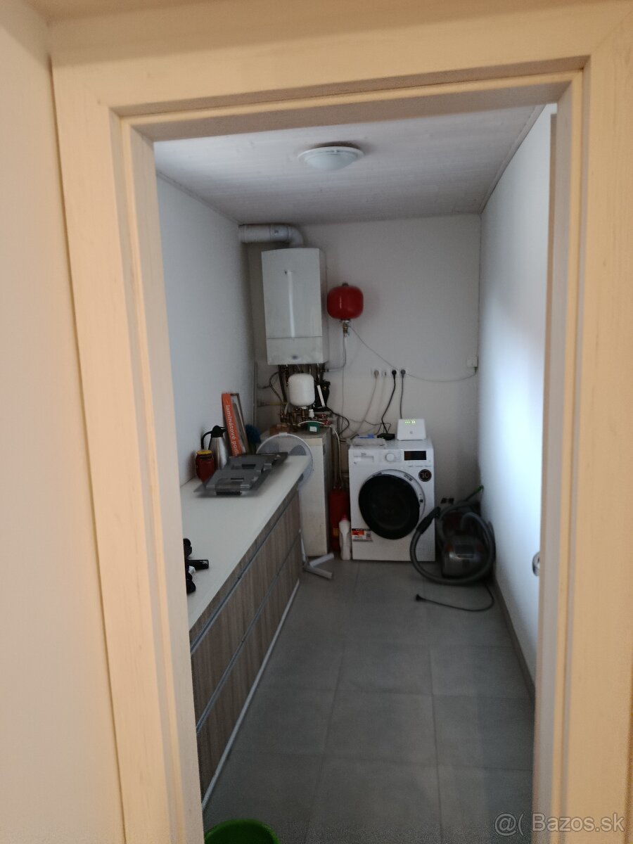 Prenájom domu v Novom Tekove - 11