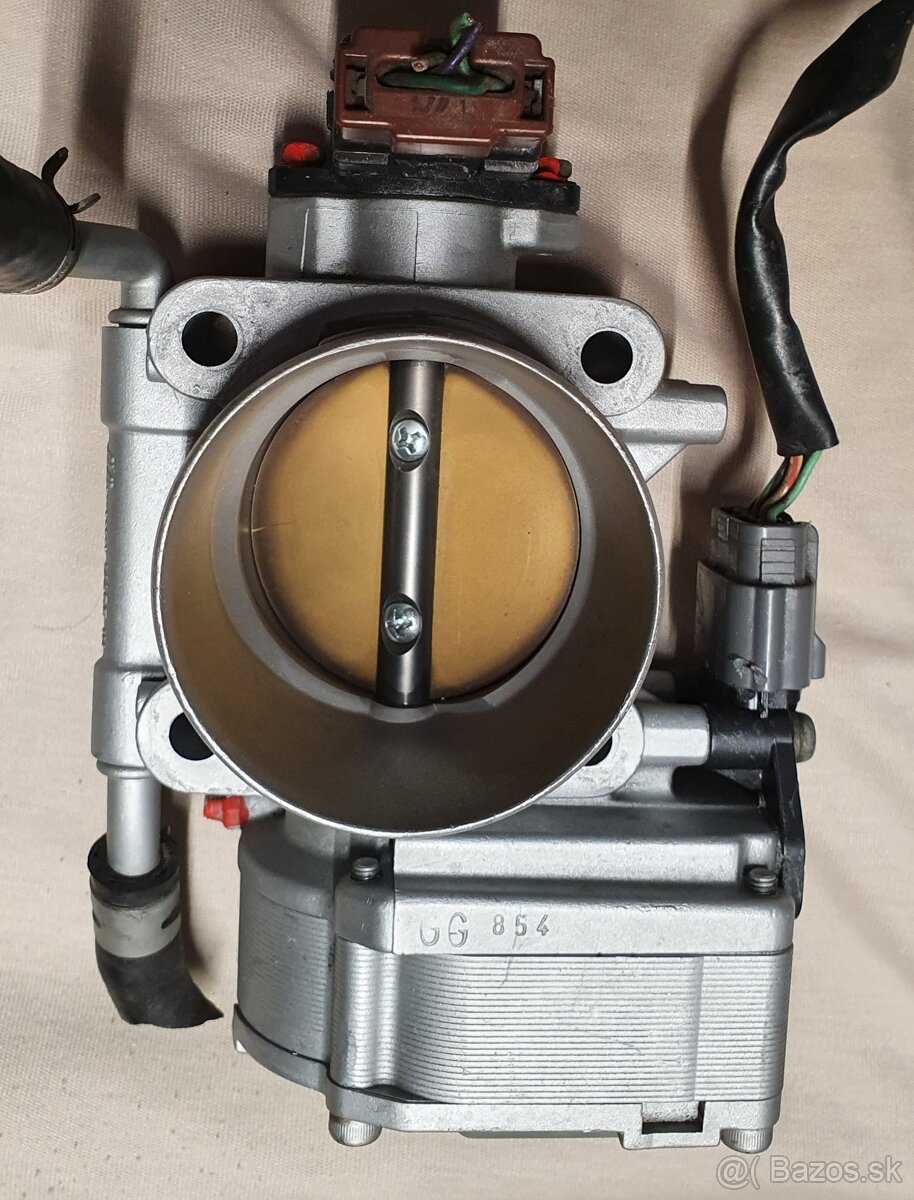 Mitsubishi carisma - 11