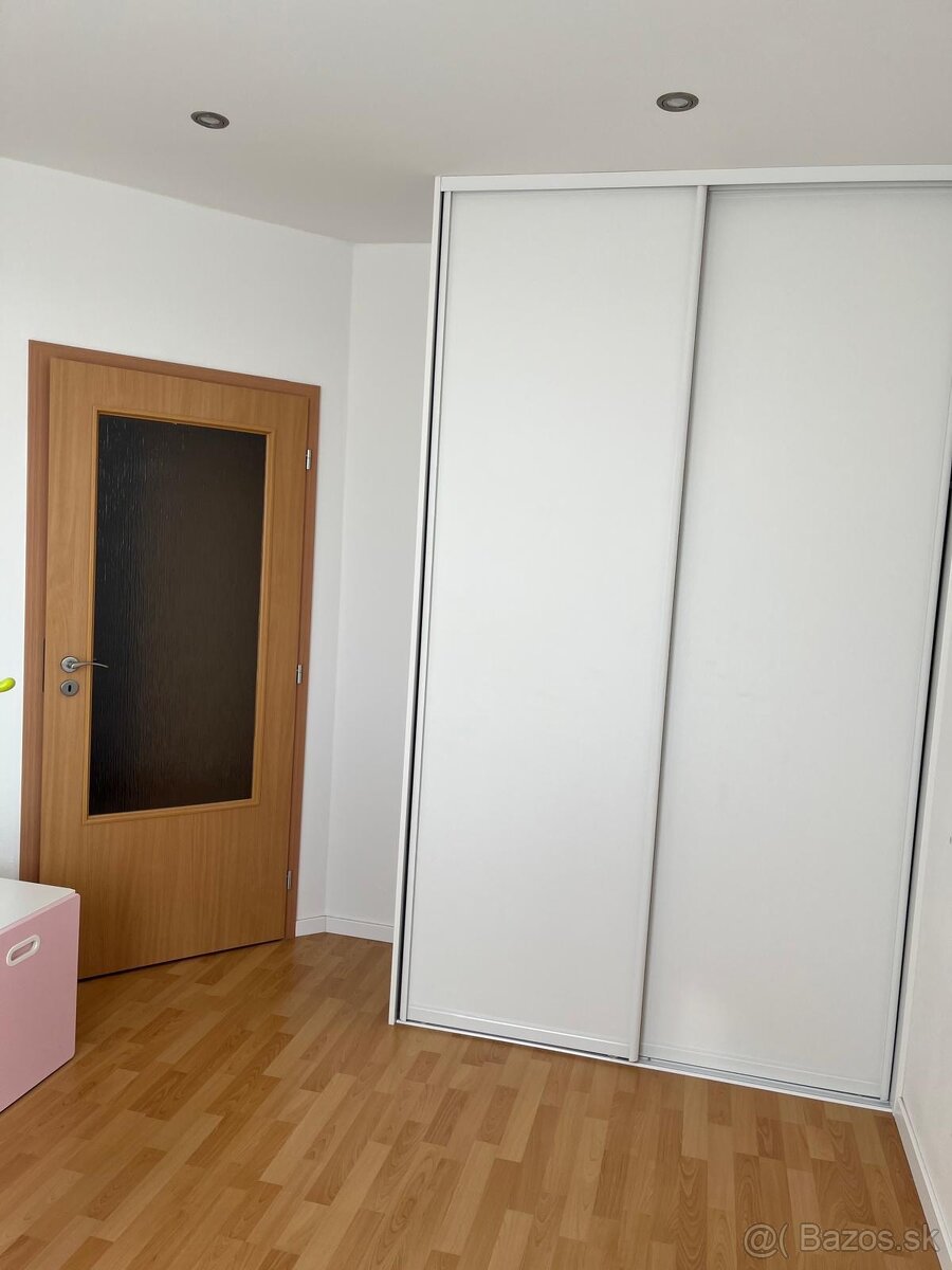 4 izbový rodinný dom LODENICA Piešťany - 11