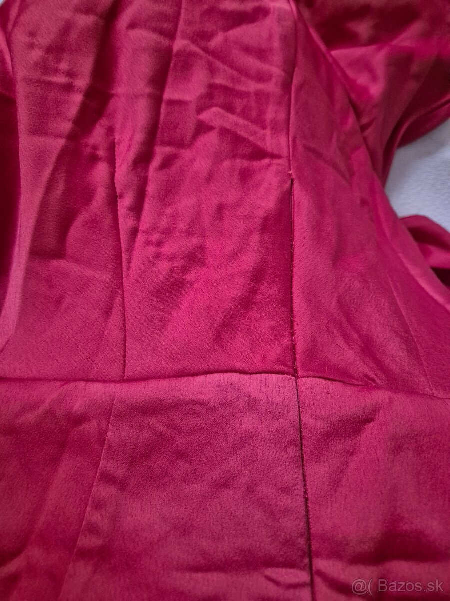 Elegantné lesklé šaty M - 11