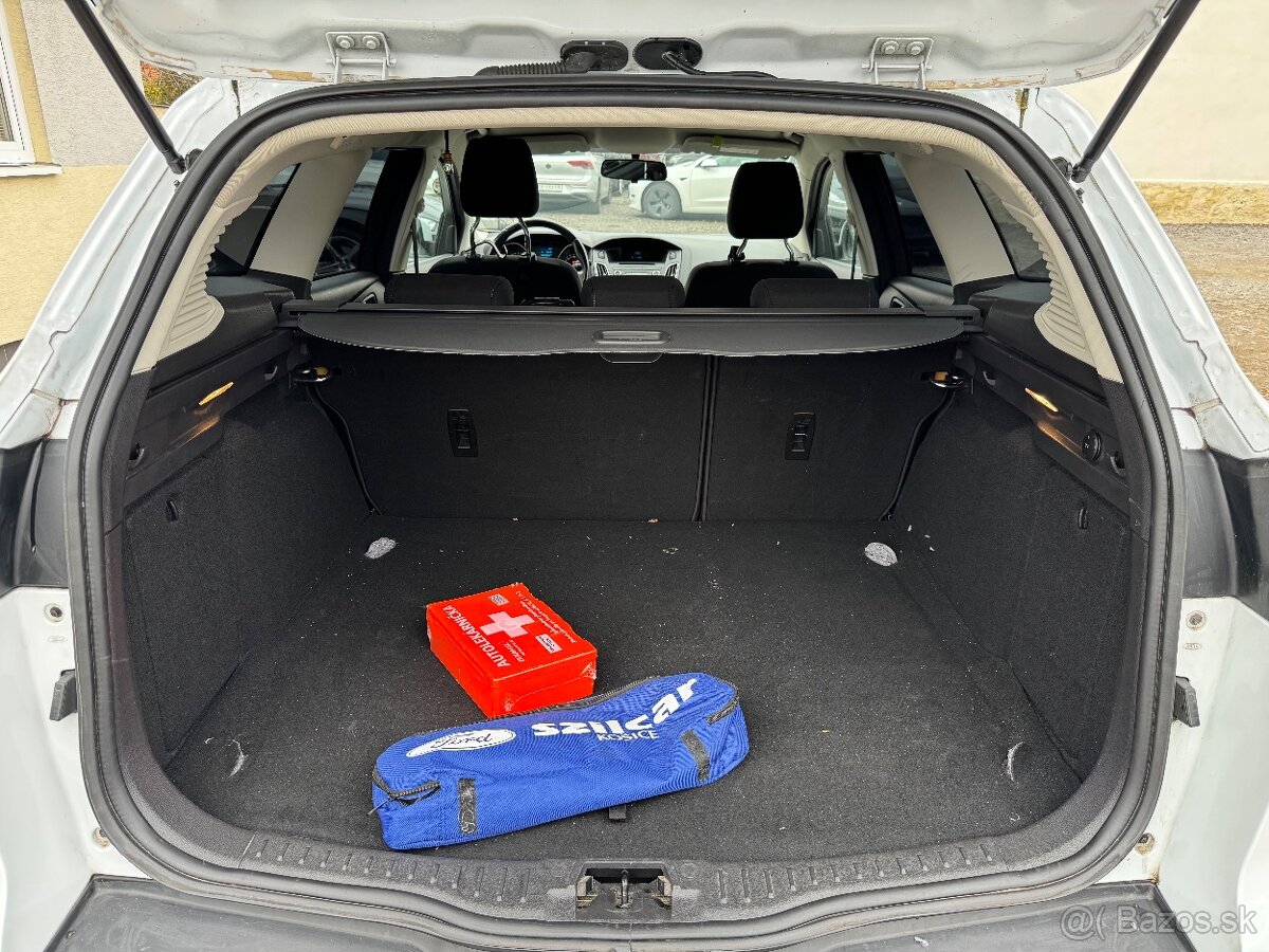 Ford Focus Kombi 1.0 EcoBoost - 11