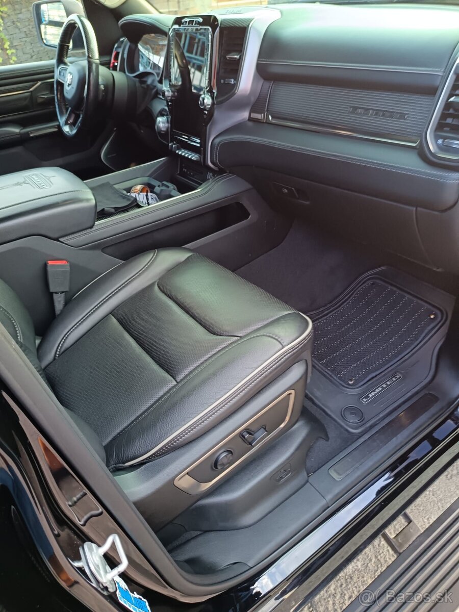 DODGE RAM 1500 LIMITED - 11