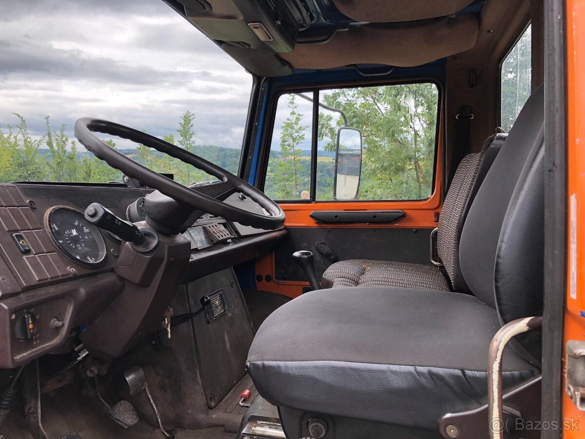 Mercedes UNIMOG 6X6 U2450 Výťah - 11