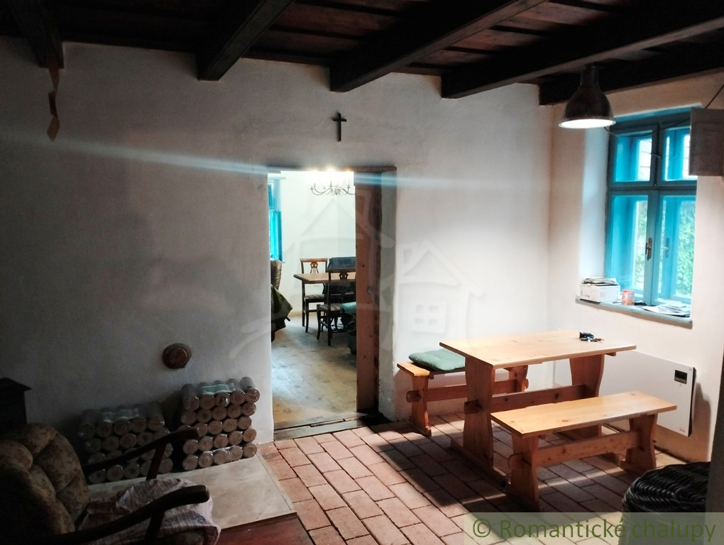 Vidiecka dvojpodlažná chalupa v katastri obce Lubina na pr - 11