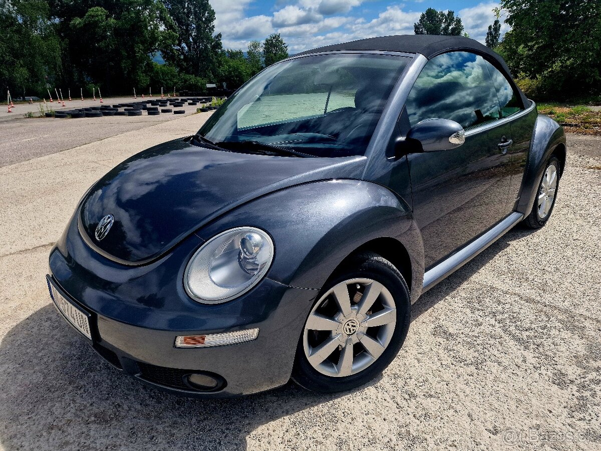 Volkswagen New Beetle 1.9TDI rok 2009 - 11
