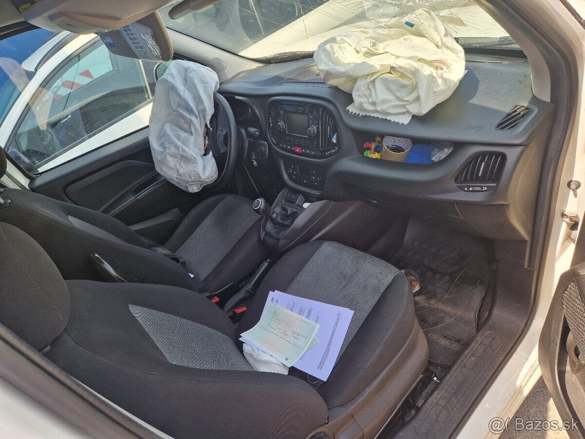 Fiat Doblo Maxi 1.6 Mjet 2020 na diely - 11