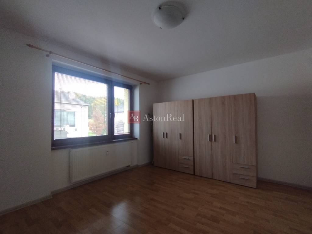 Predaj 2-izbový byt 52 m2 s lodžiou - Liptovský Mikuláš - 11