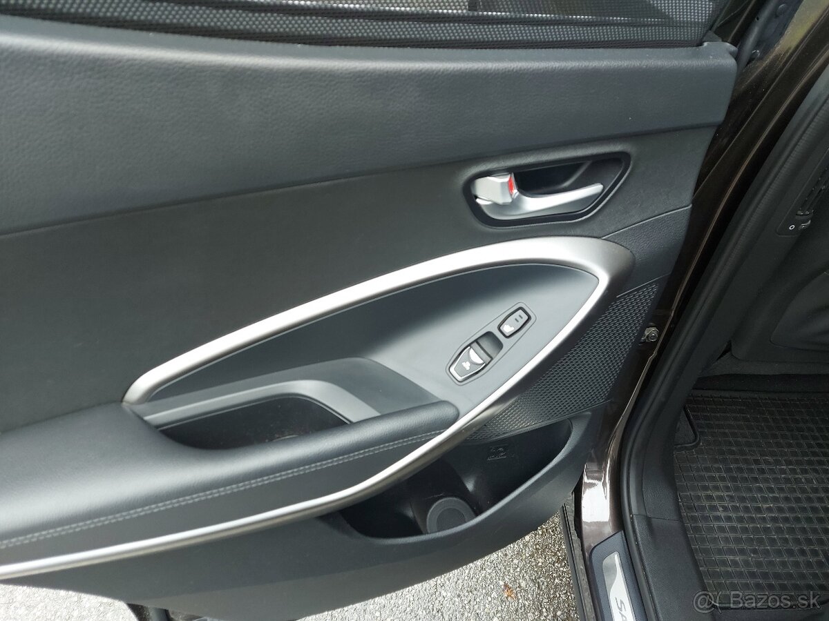 Hyundai Santa Fe 2.2 CRDi 4x4 Premium A/T - 11