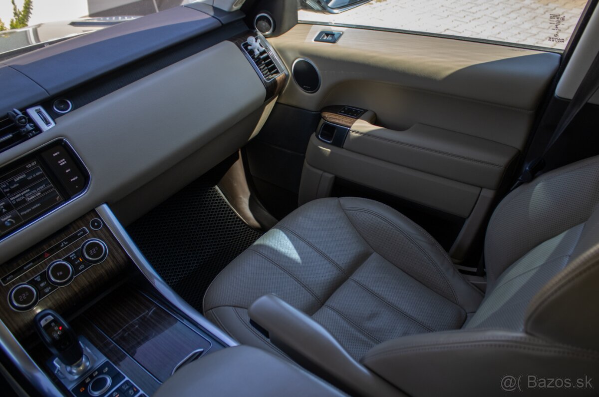 Land Rover Range Rover Sport 3.0 V6 Benzín - 11