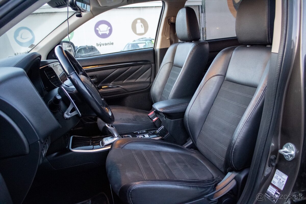 Mitsubishi Outlander 2.0i PHEV Hybrid - 11