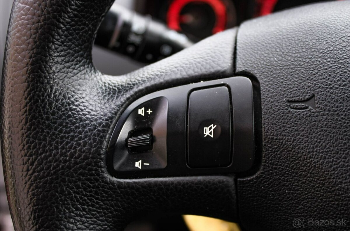 Kia Cee´d SW 1.4 CVVT 16V LX - 11