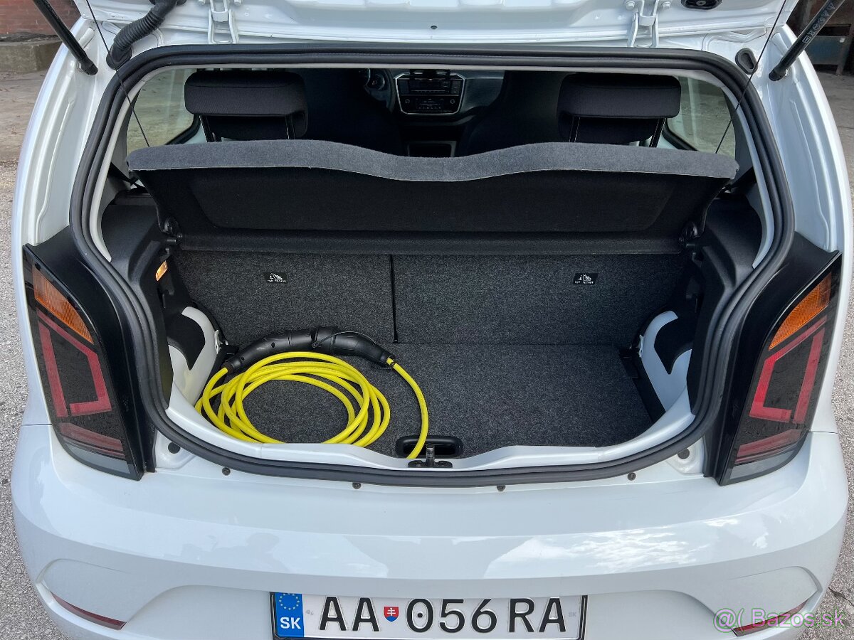VOLKSWAGEN e-UP 37kWh 61kW AUTOMAT - 11