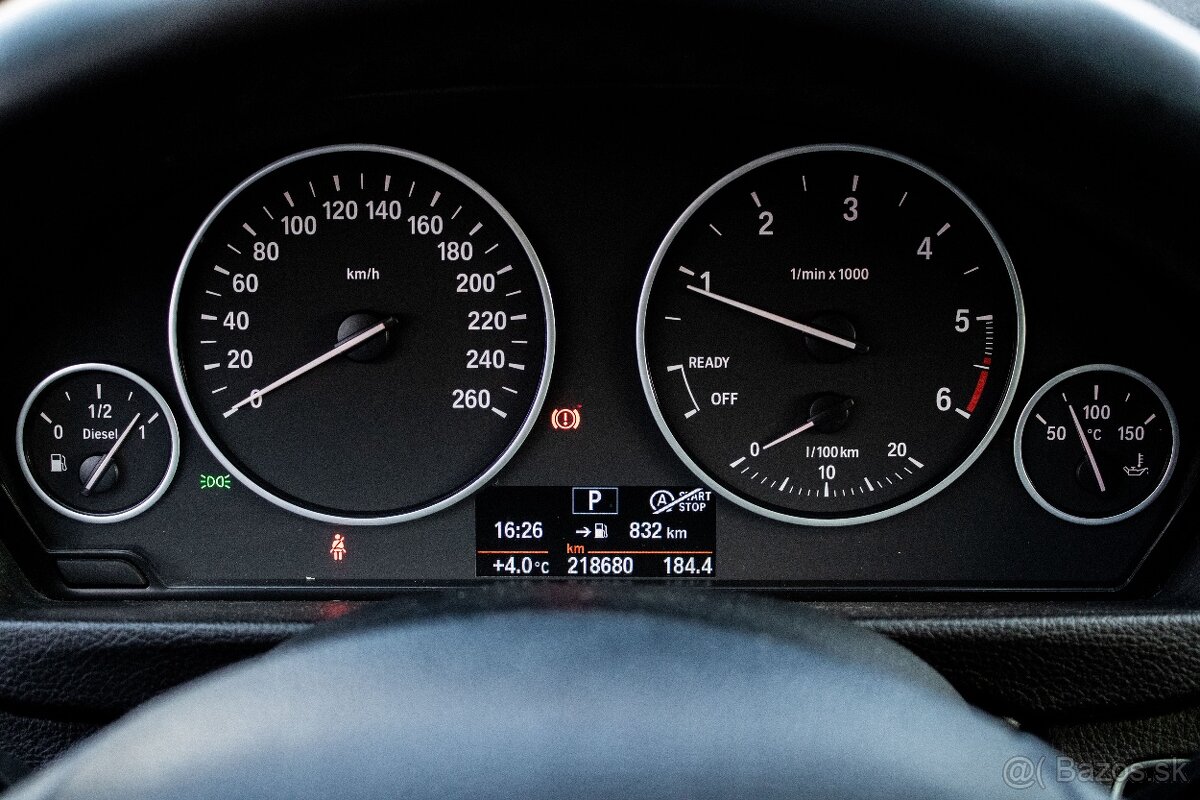 BMW Rad 3 Touring 318d F31 A/T 110kW - 11