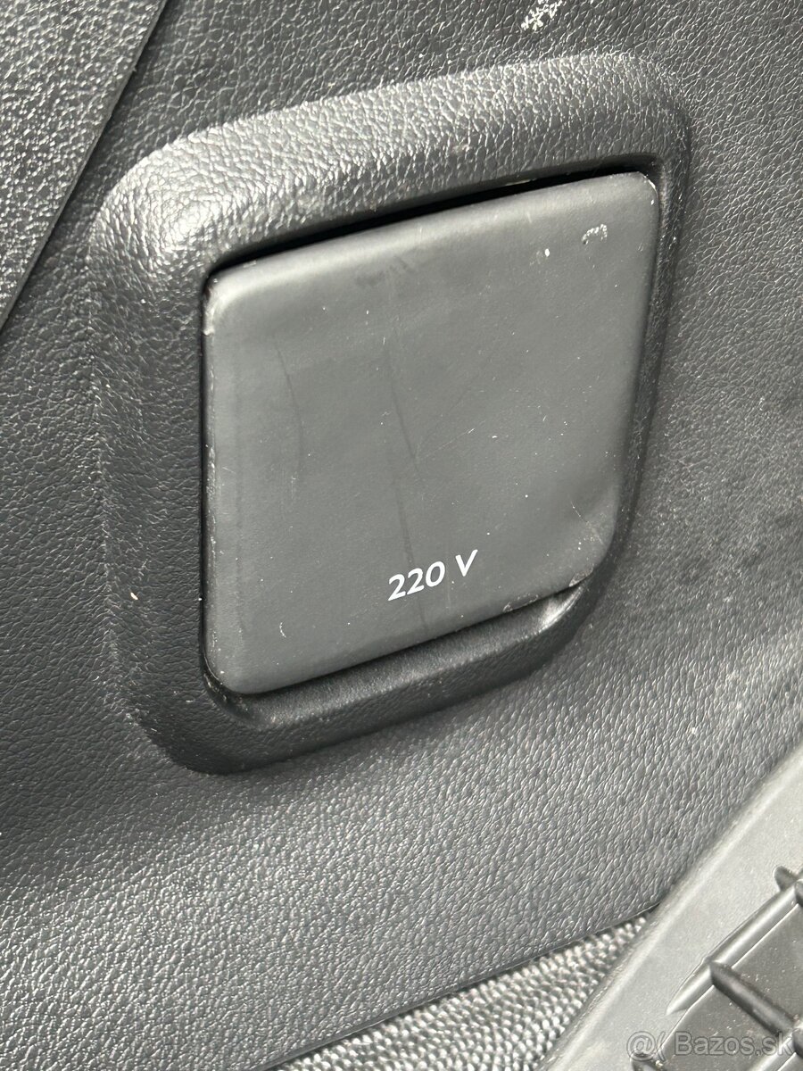 dodavka Citroën Berlingo XL 1.5HDI 75k L2 2020/12 - 11