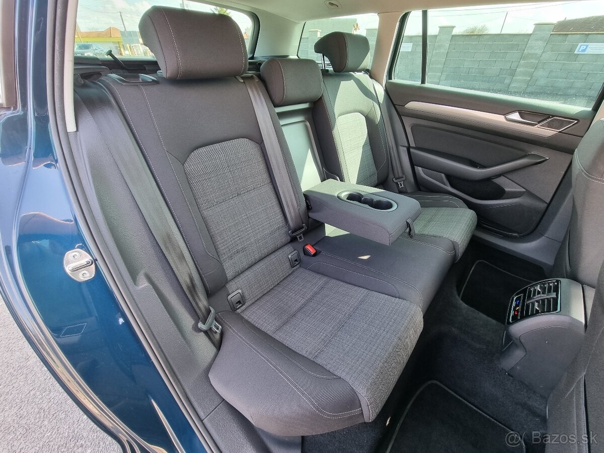 Volkswagen Passat Variant 2.0TDI Elegance DSG za 17.490 € - 11