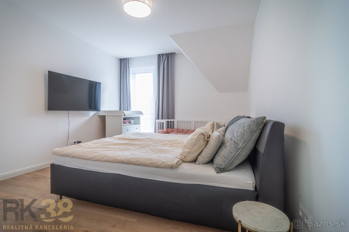 Moderný rodinný dom v krásnej lokalite pod Tatrami - 11