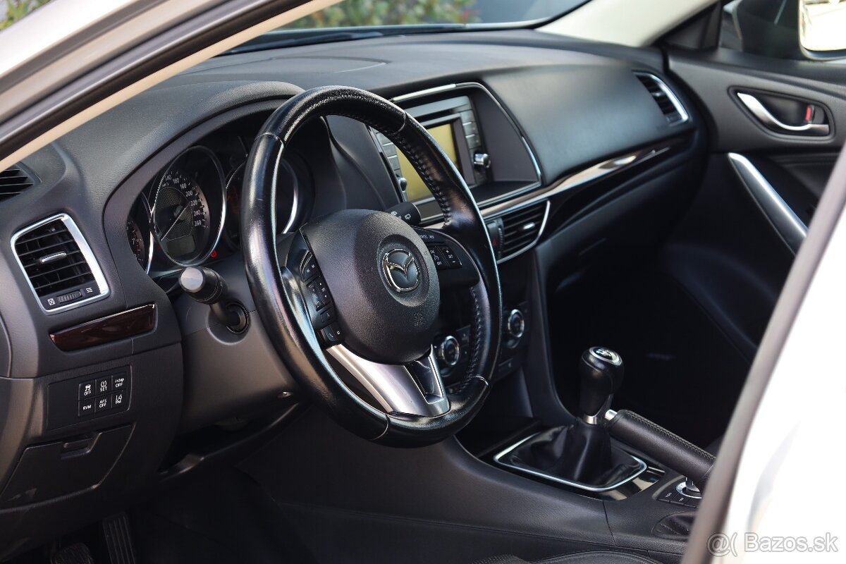 Mazda 6 Combi (Wagon) 2.0 Skyactiv-G165 Revolution Top - 11