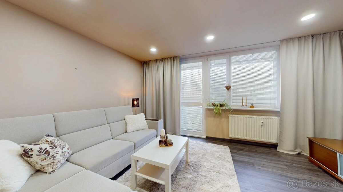 Zrekonštruovaný 3i. byt, zariadený - 11