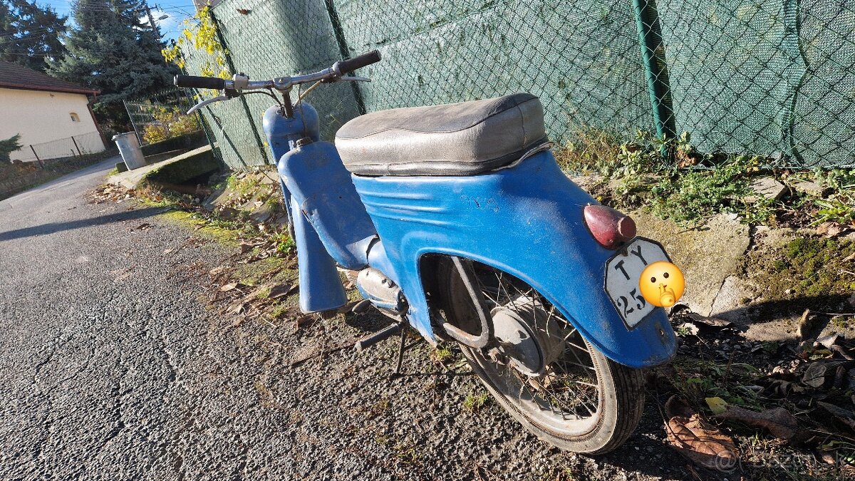 Jawa 555 r.v. 1961, stará ŠPZ - 11