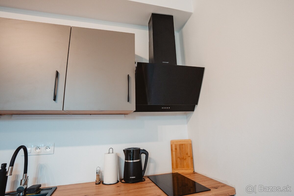 Na prenájom 2 izbový byt v centre Košíc - 11