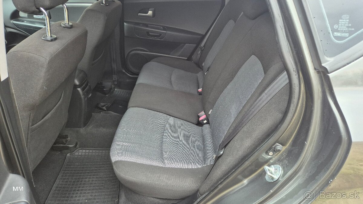 🇰🇷🇸🇰 Kia Ceed combi , 1.6 benzín , manuál, SR auto - 11