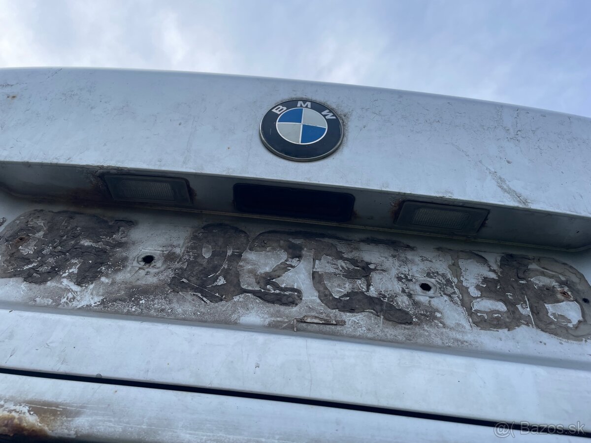 Rozpredám e39 530d - 11