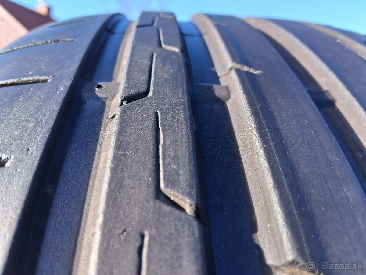 285/40 r21 letne pneumatiky - 11