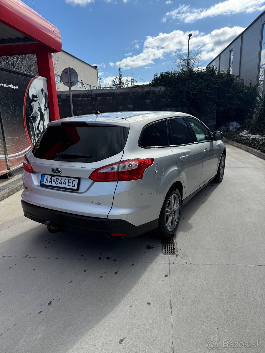Predam Ford focus 1.0 ecobost 74kw benzín - 11