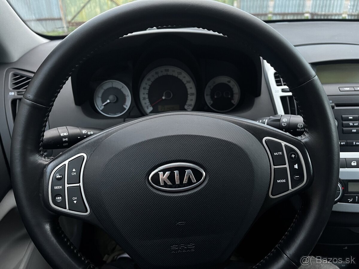Kia ceed 1.6 crdi 85kw - 11