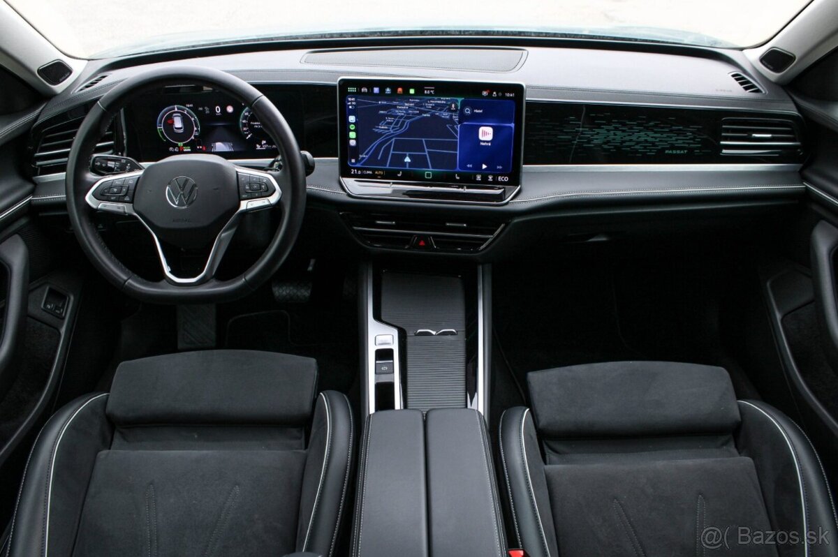 Volkswagen Passat Variant 1.5 TSI eHybrid ELEGANCE - 11