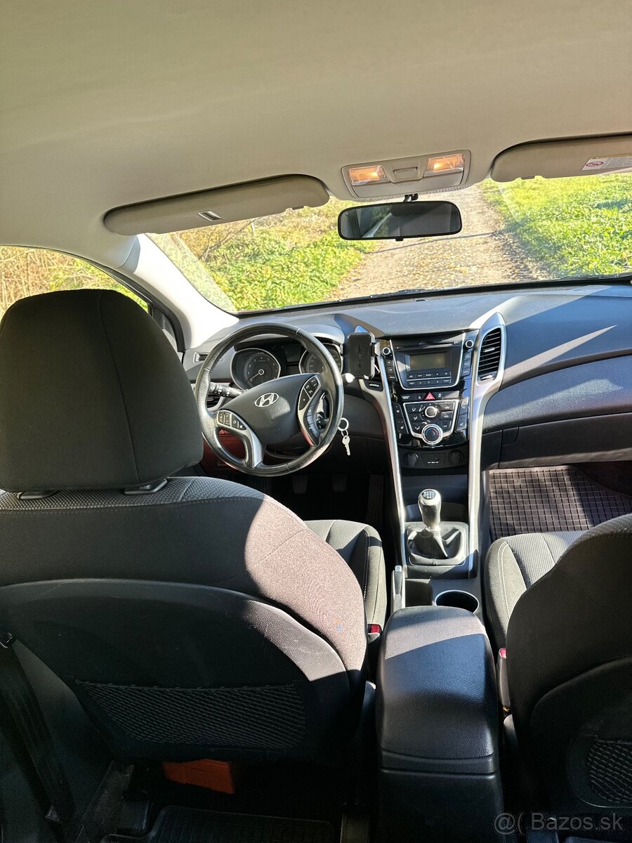 Predám Hyundai i30 - 11