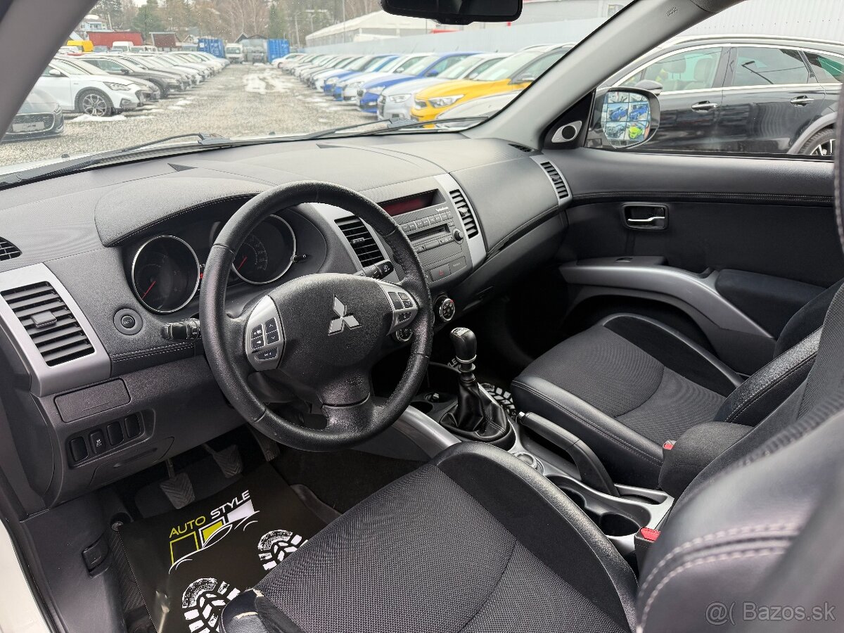 Mitsubishi Outlander 2.2 DI-D (177k) Intense 4×4 - 11