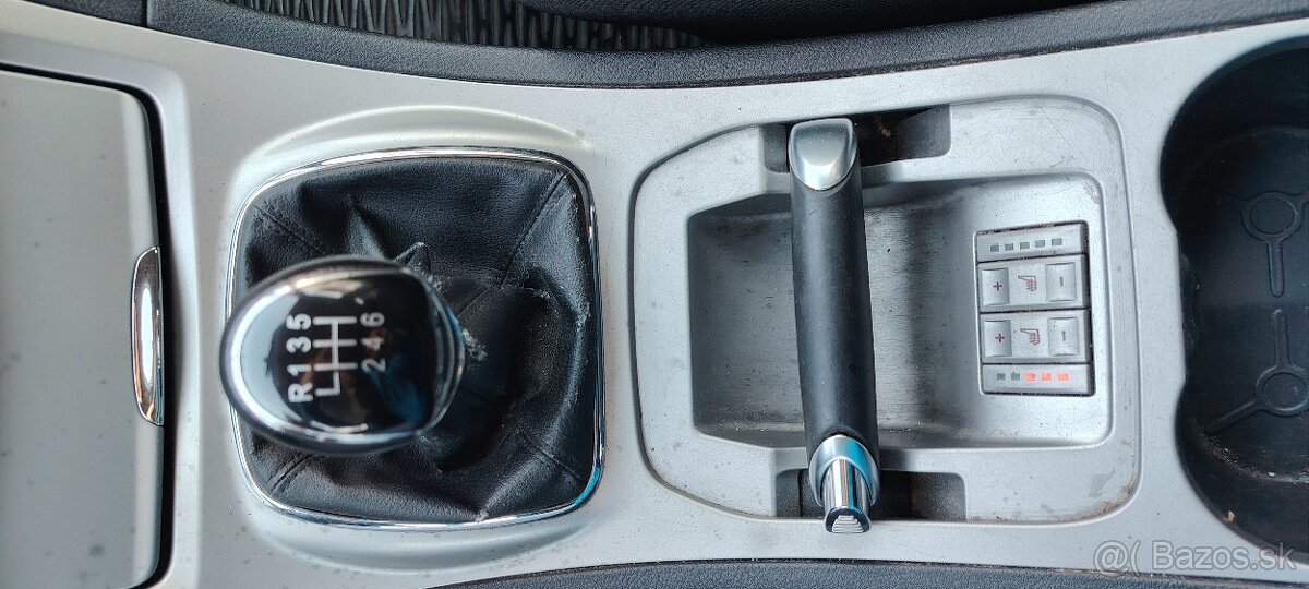 Ford S-max 1.8 TDCi manuál 7 miestne - 11