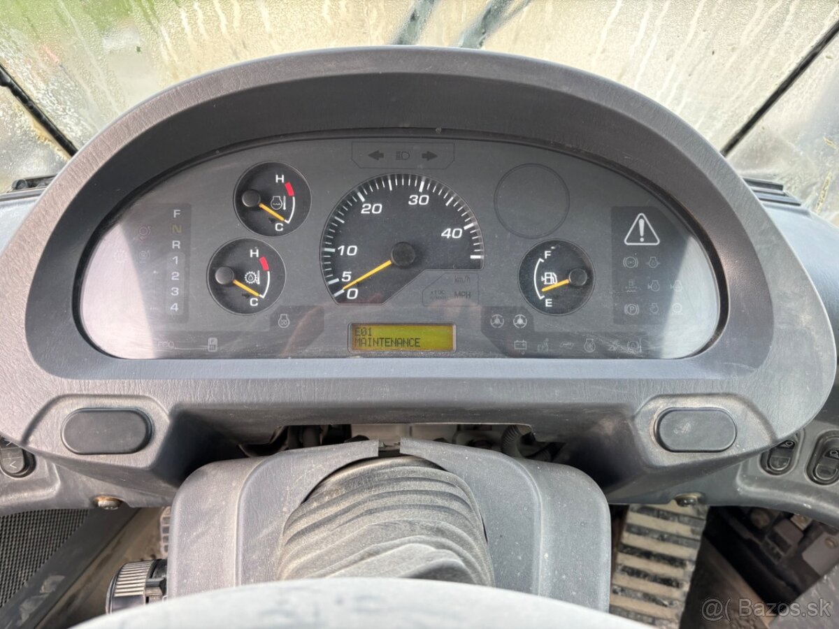 KOMATSU WA 200-6 - 11