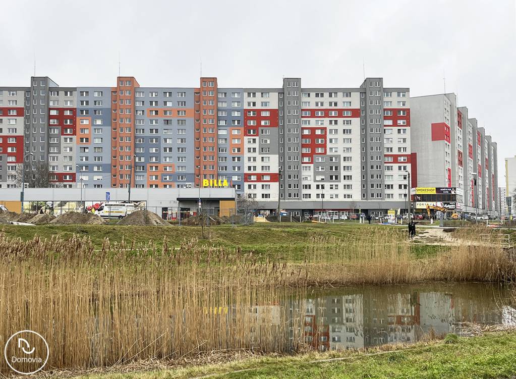 Exkluzívne | Prenájom garsónky s loggiou v Petržalke - 11